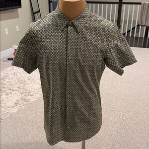 Lululemon Airing Easy Short Sleeve shirt, Large, NWOT